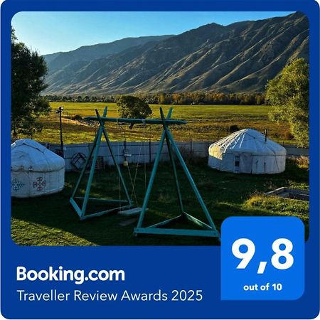 Kolsay Kazakh Village Saty Esterno foto